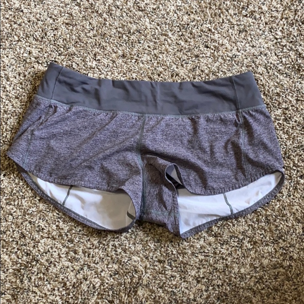 Lululemon speed up shorts 2.5 inch